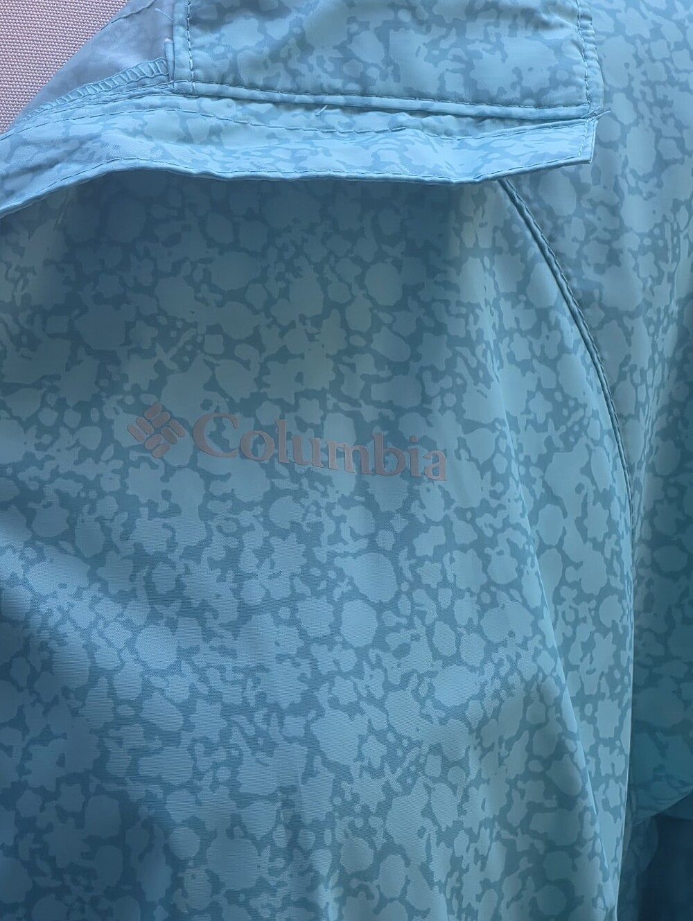 Columbia Aqua Blue Patterned Shell Jacket